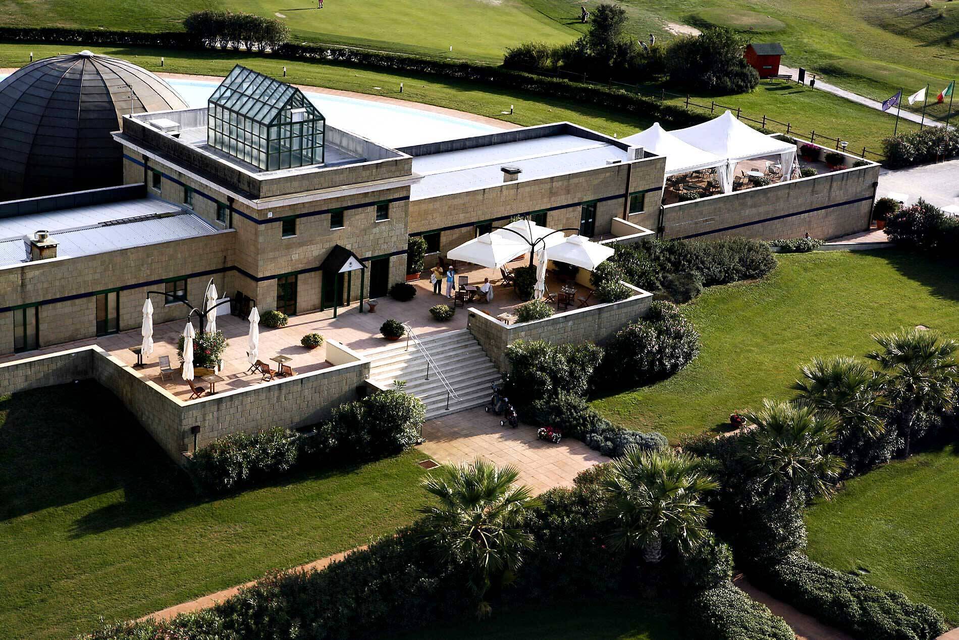 Cosmopolitan Golf - Golf in Toscana Cosmopolitan Golf - Golf in Toscana